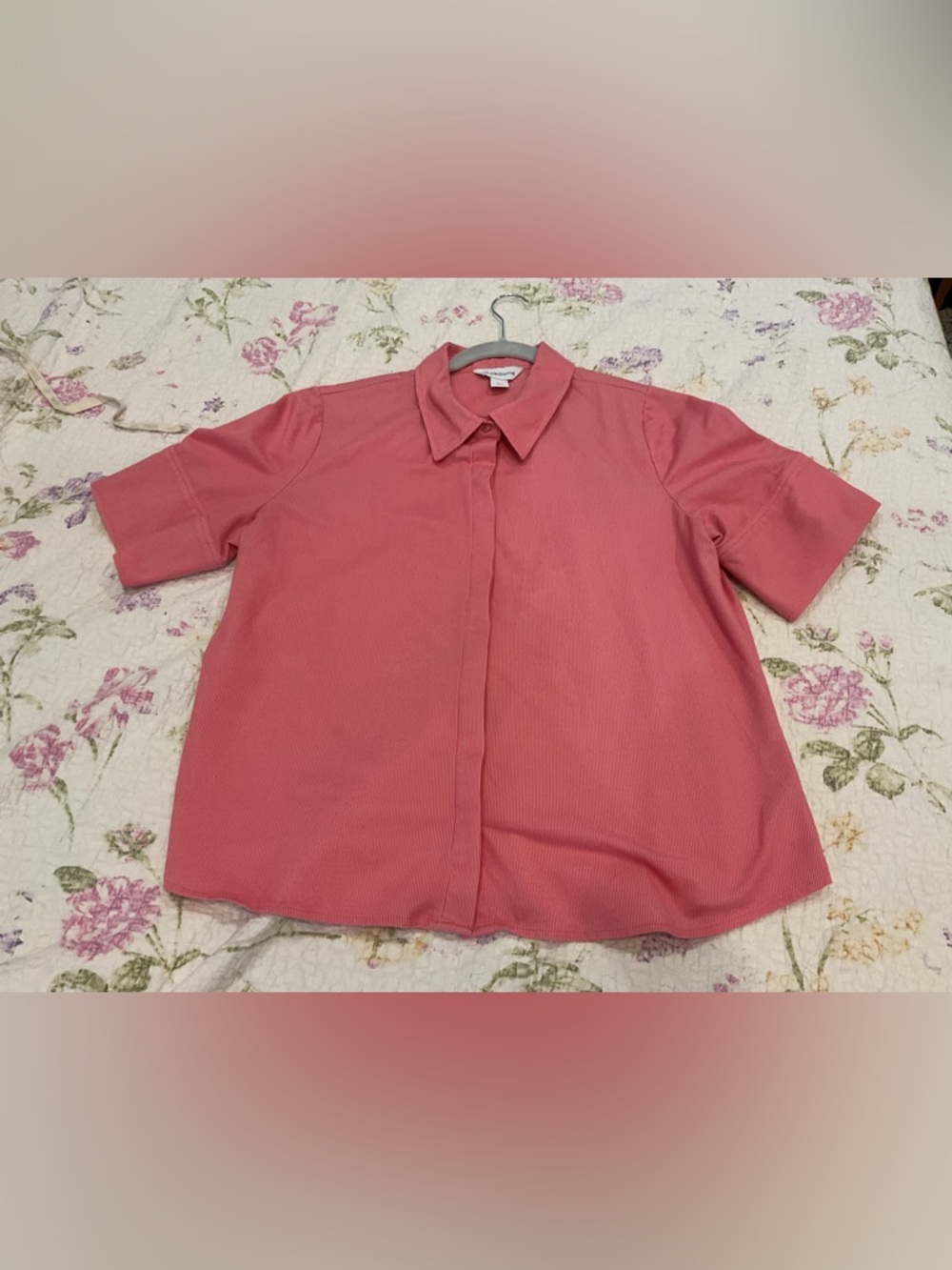 Liz Claiborne Coral Pink Short-Sleeve Button-Front Shirt